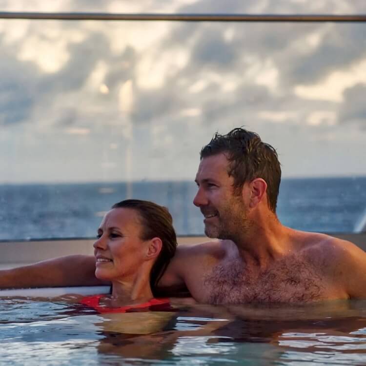 Hurtigruten-MS-Nordlys-intro_bexaye