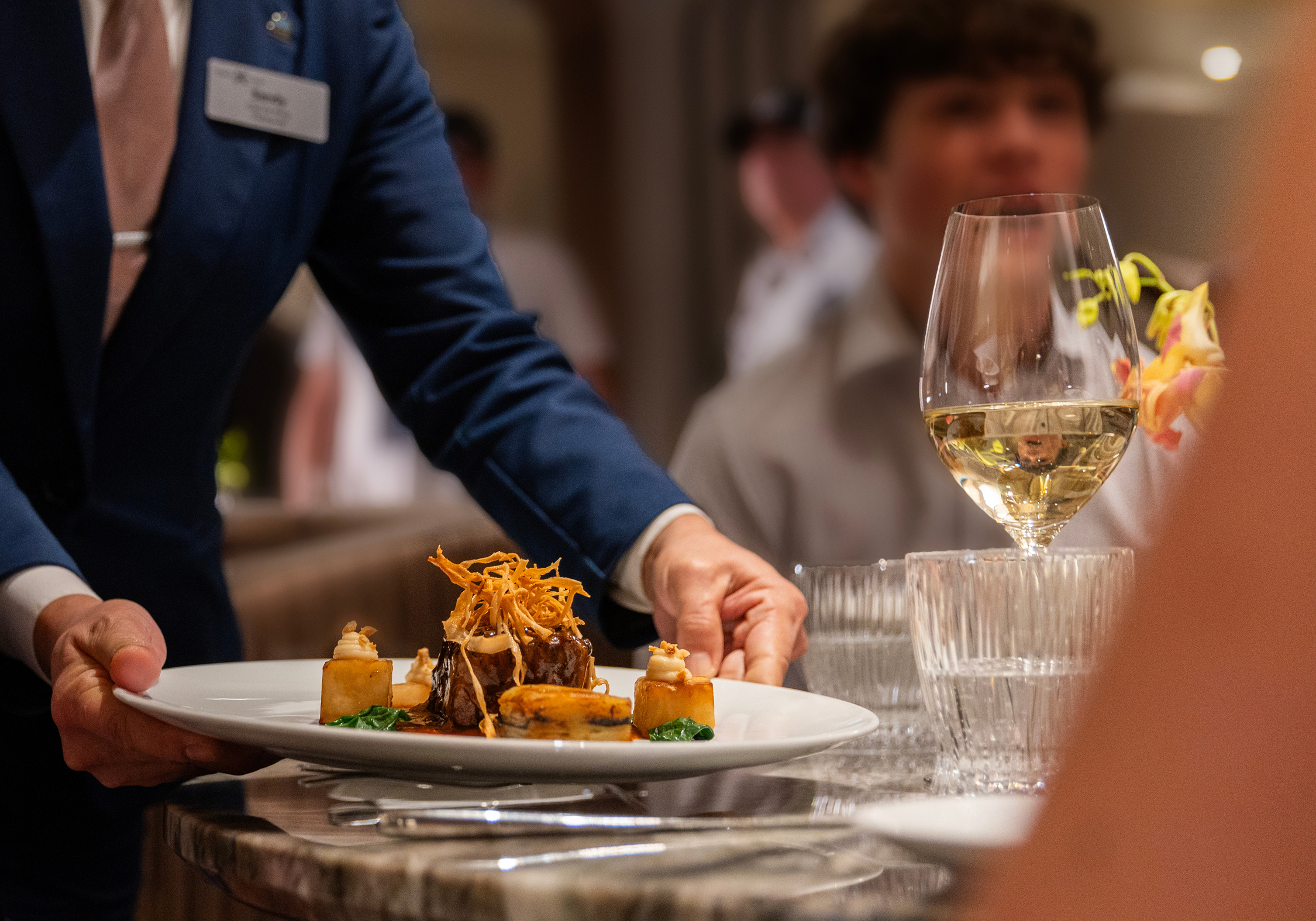 Celebrity Xcel Dining_ 1500 x 1050px 2