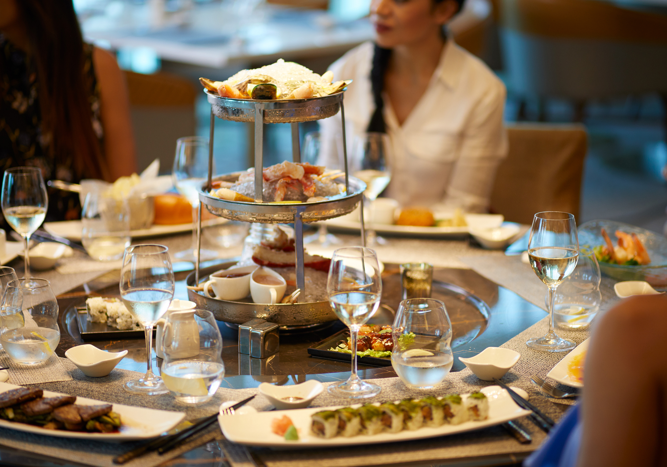 Celebrity Xcel Dining_ 1500 x 1050px 3