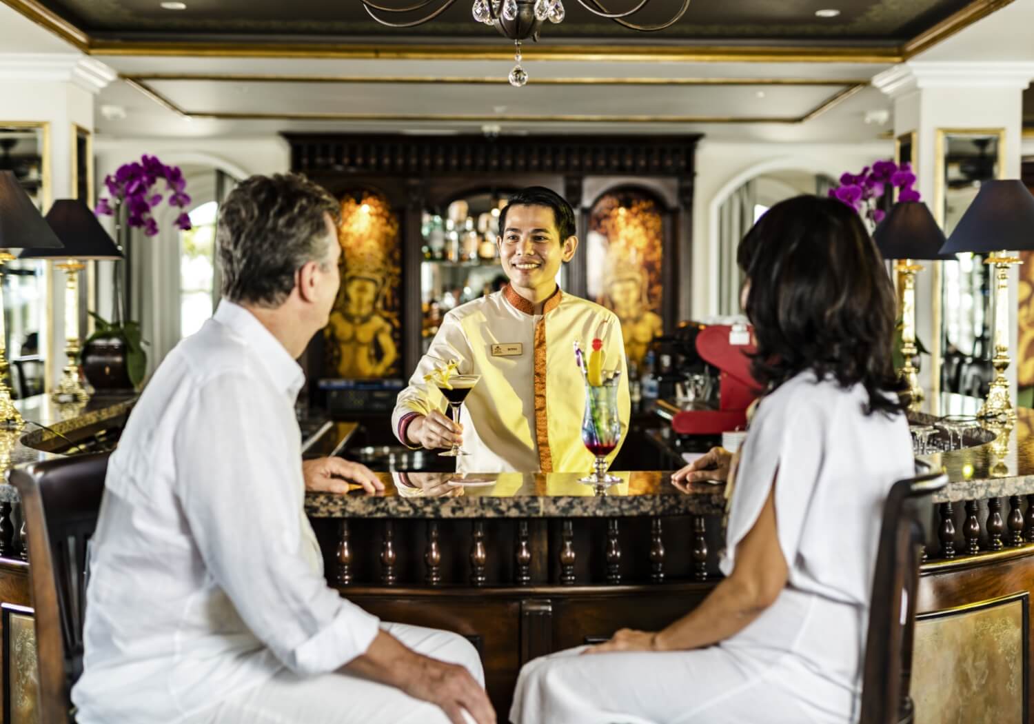 Mekong-Navigator-food-drink-2_bg2cqu