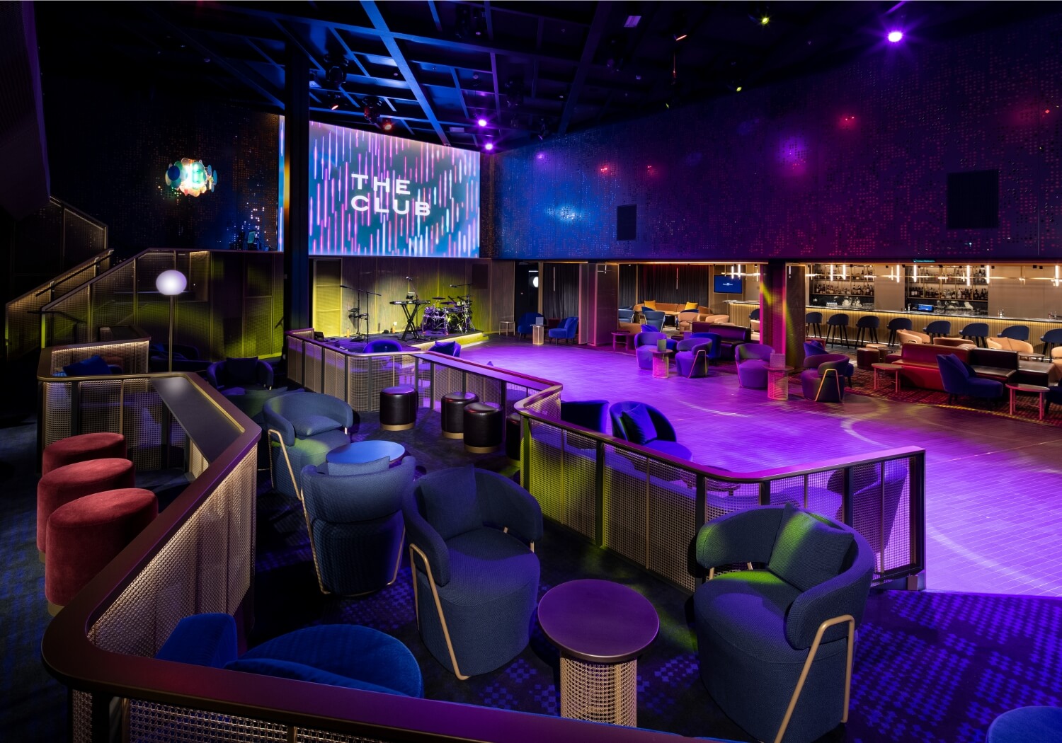 Celebrity-Edge-entertainment-1_xedi2b